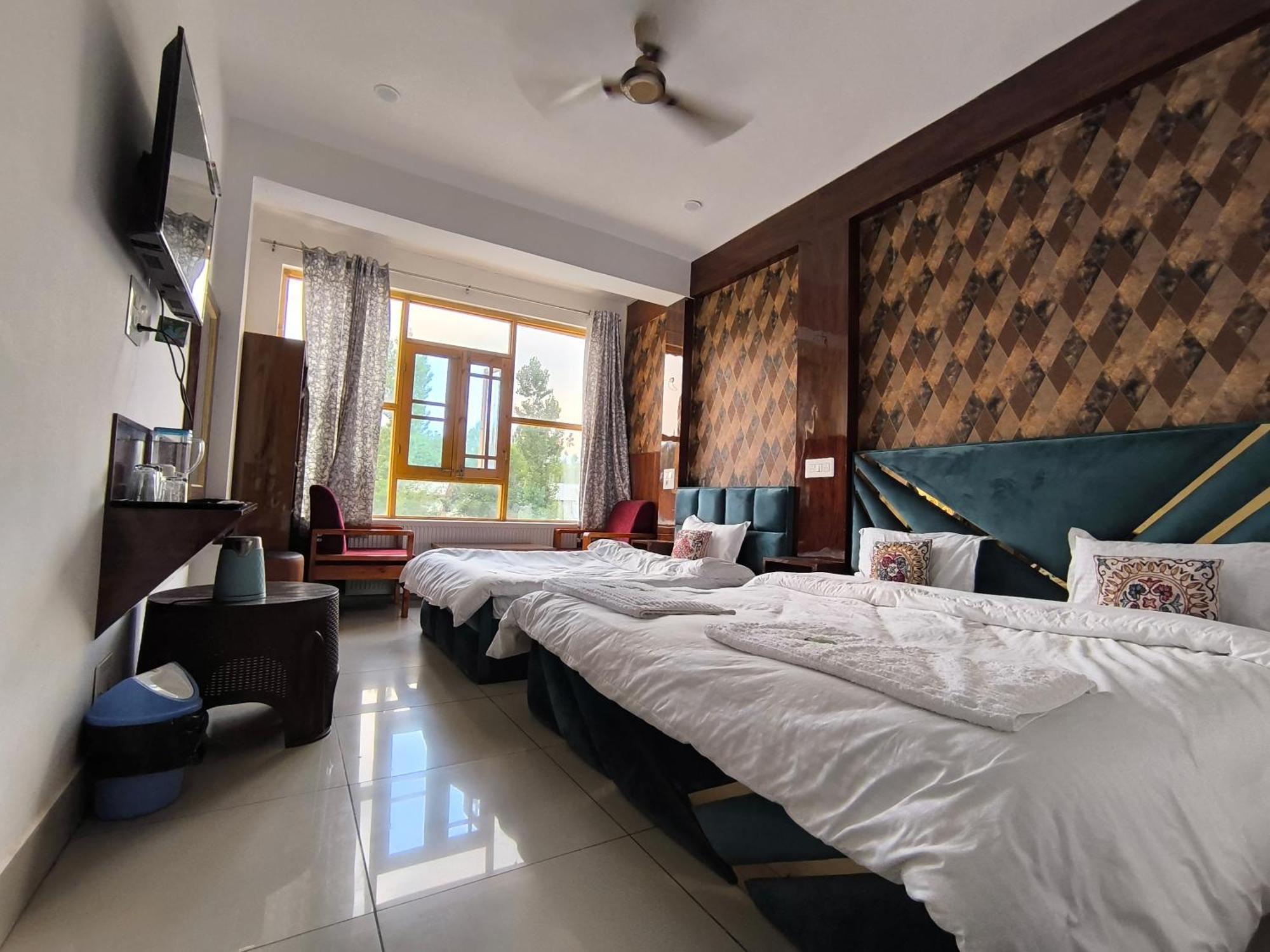 Gulmarg Gs Residency Hotel Εξωτερικό φωτογραφία